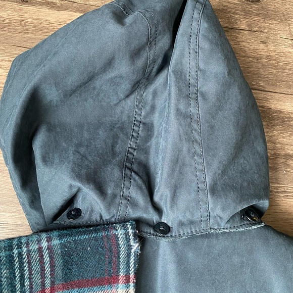 NWOT Croft & Barrow Windbreaker Women’s Jacket Size M Blue Full Zip Outdoor - Picture 8 of 9